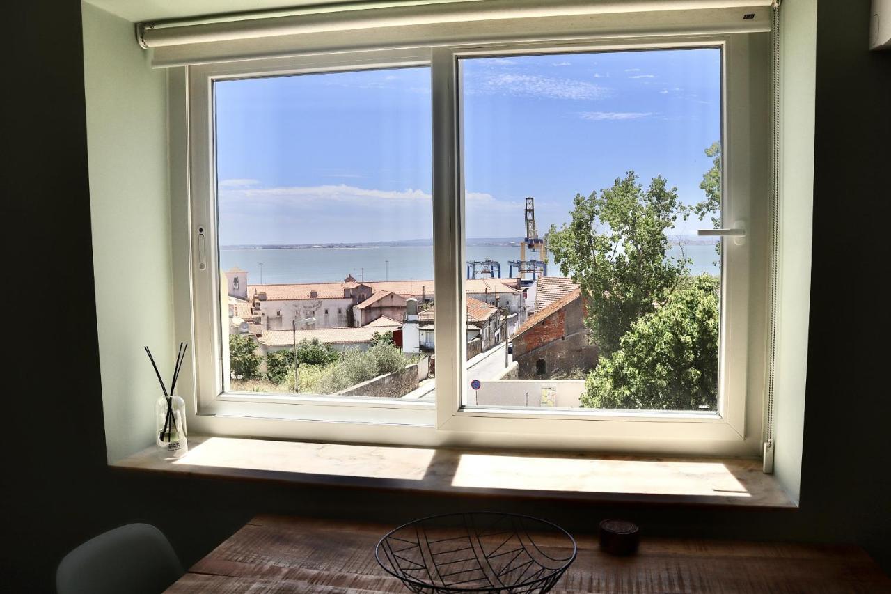 Lisbon, T2 Renewed Duplex With River View, Beato, Lisboa Exteriér fotografie